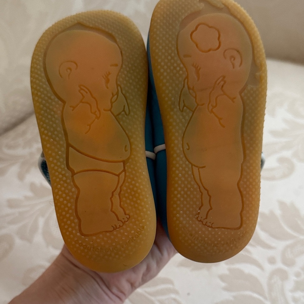 Toddler blue leather shoes 6 - Picture 4 of 4
